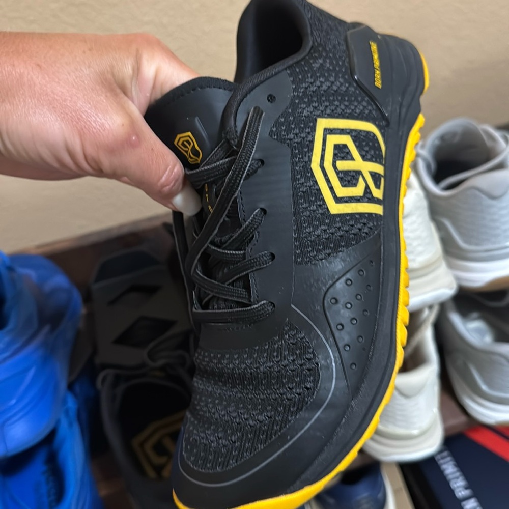 Born primitive shoes
